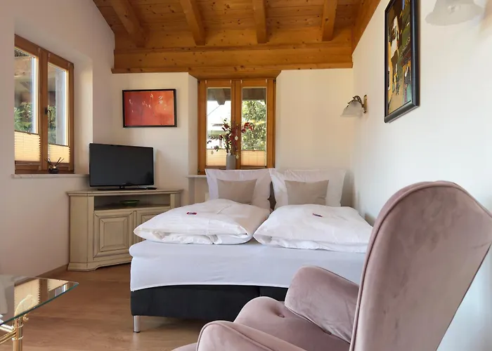 بيت ضيافة Alpenflair 3*